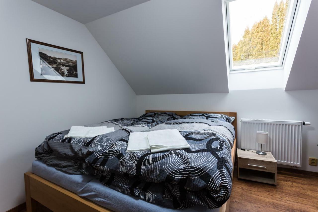 Attic Rooms Tábor Buitenkant foto