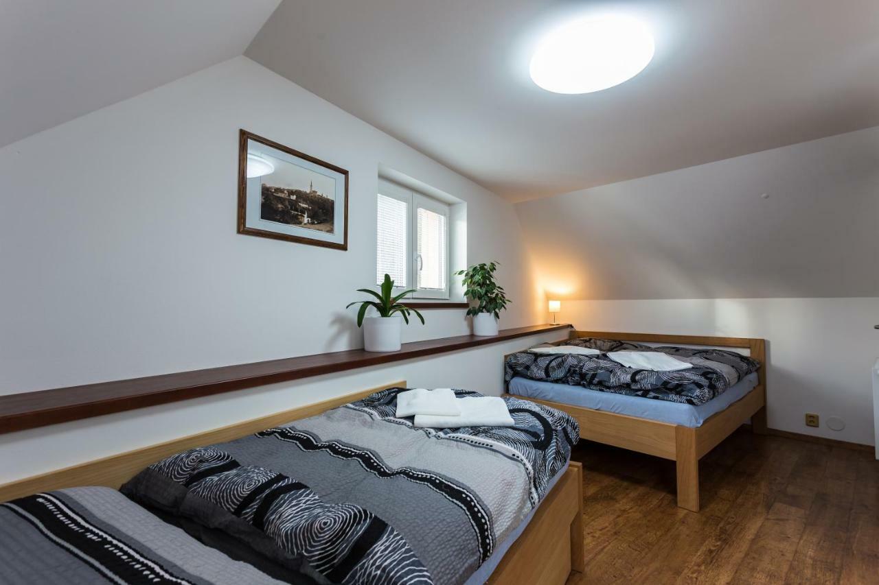 Attic Rooms Tábor Buitenkant foto