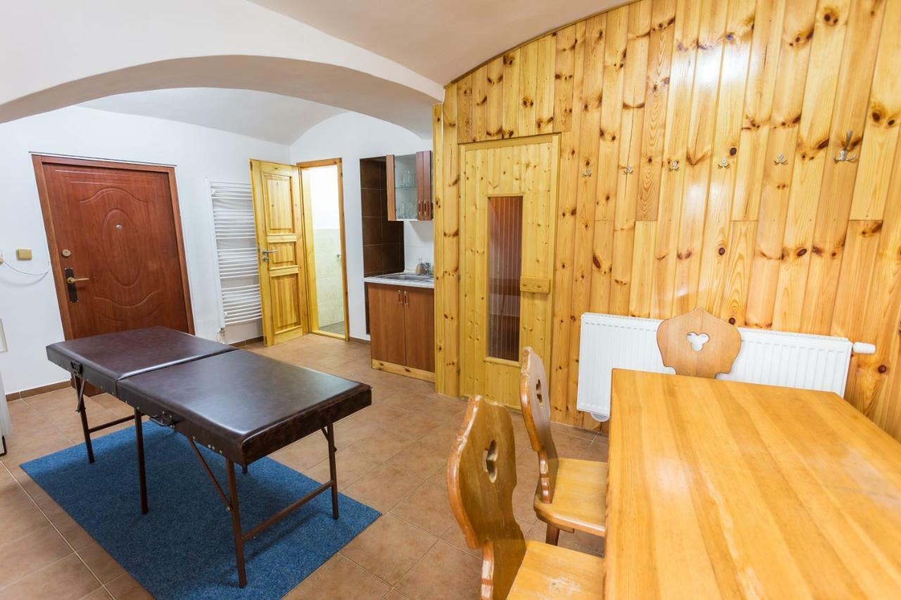 Attic Rooms Tábor Buitenkant foto